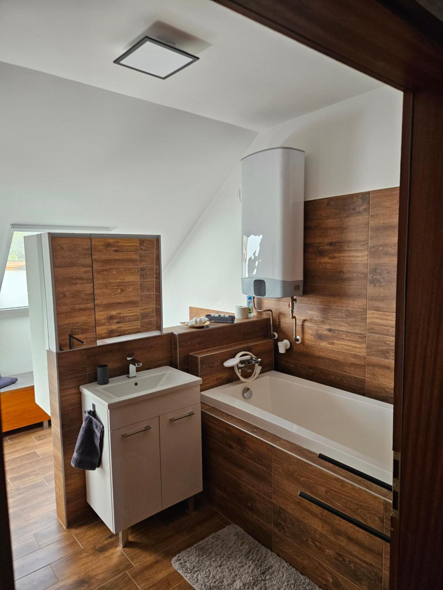 Toelgyes Apartmanhaz Szeged Kültér fotó