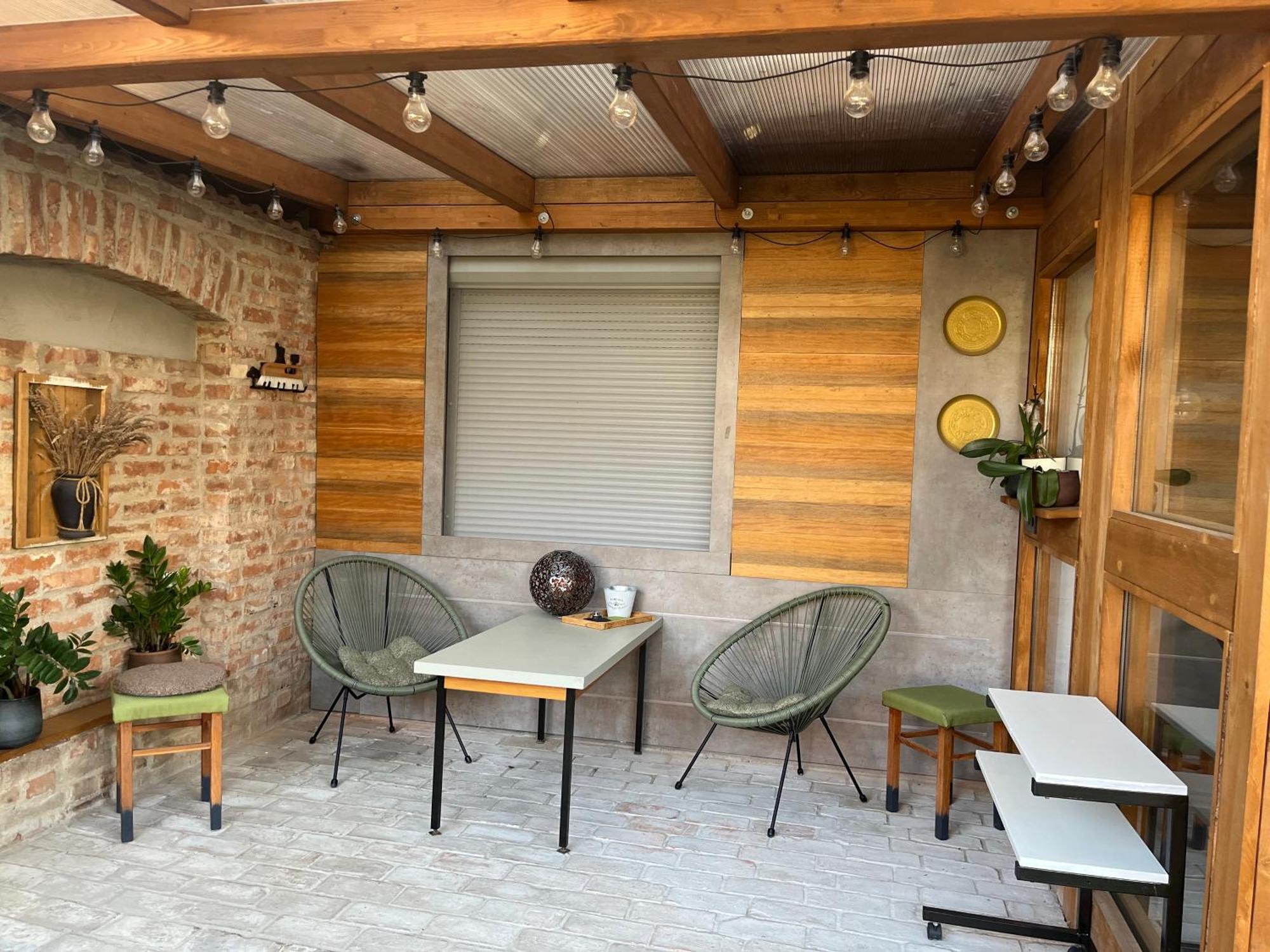 Toelgyes Apartmanhaz Szeged Kültér fotó