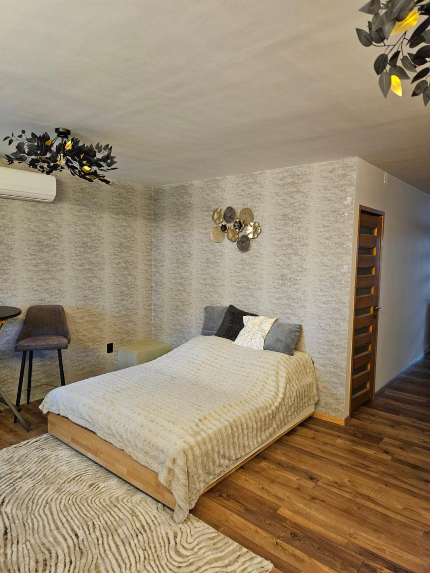 Toelgyes Apartmanhaz Szeged Kültér fotó