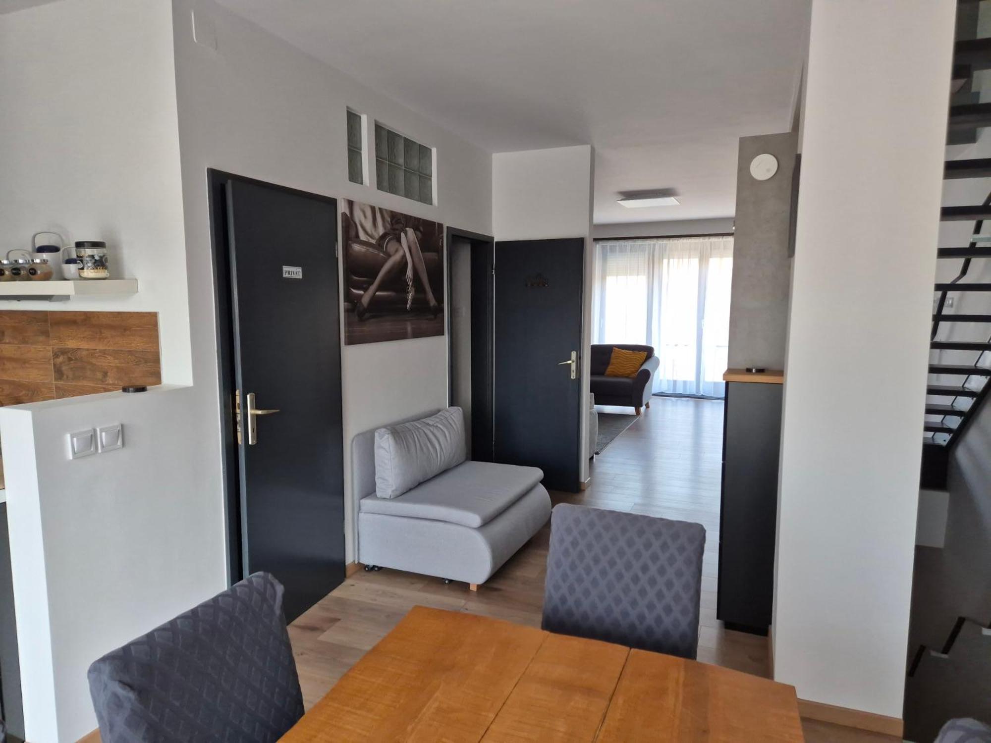 Toelgyes Apartmanhaz Szeged Kültér fotó